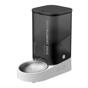 PetKit Fresh Element SOLO smart food dispenser.