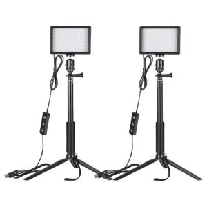 Kit Neewer ZC-10S con due lampade LED, filtri e treppiedi.